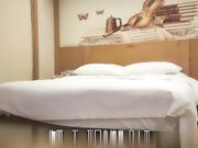 高端外围猎手 约极品大三兼职黄发妹 白月光女神被大肉棒操的骚叫不停