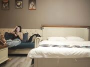 小霍思燕黑色吊带显身材，主动献上小鲍鱼