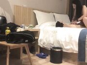 探花精选不穿内裤的骚御姐性格活泼在床上深喉口交给她干高潮