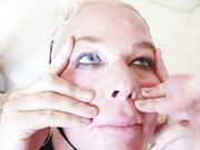 爱肛交的性瘾熟女不能得到足够的性交所以时刻准备榨干你的鸡巴