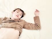 娇小稚嫩的小骚逼