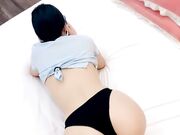 大屌哥双飞两个极品骚妇 全程露脸揉奶玩逼口交大鸡巴 淫声荡语互动撩骚 轮草抽插