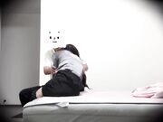 风骚丈母娘因亲人去世诉苦女婿，喝多了被女婿按倒脱了性感的红色内裤，无套爆操！