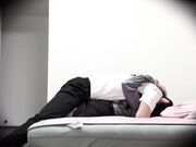 风骚丈母娘因亲人去世诉苦女婿，喝多了被女婿按倒脱了性感的红色内裤，无套爆操！