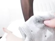 酒店调教刚被领导操完后的小姨子姐夫皮鞭抽打滴蜡调教打桩内射让小姨子欲仙欲死