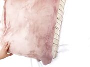 轻熟女风骚人妻跟两个纹身大哥激情3P 口交两个大鸡巴 骚得很啊 淫声荡语前插后入