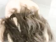 漂亮美眉 身材苗条大长腿被小哥各种无套输出 猛怼无毛小穴 内射满精液