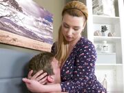 巨乳大屁股熟女合集身经百战的骚逼把年轻人玩弄于掌心