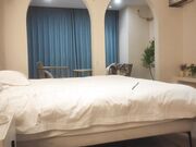 服务非常好口交舔乳 小穴非常紧致 真的很忍不住冲刺