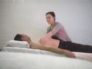 探访按摩店路边足疗店勾搭极品G奶少妇老头村长复出