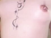 舌环唇环鼻环刺青美臀陷阱兔热情的用身体招待我