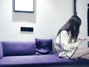 约操白衣短裤翘臀辣妹让我爆操打桩