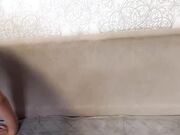 街上遇到的可爱的女孩被两个大鸡巴双重插入群体性交