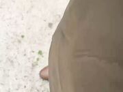 真实乱伦 淫荡儿媳和公公路边偷偷做爱