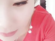 骚气少妇脱光光床上振动棒自慰