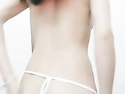 花瓜自慰棒插穴还玩滴蜡