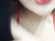 道具抽插把自己搞喷了