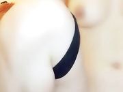 嬌小嫩妹蜜桃全裸露穴與粉絲互動