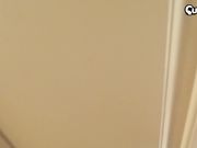 欲火焚身的保姆让主人操