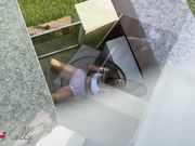 偷拍美女户外自家阳台自摸