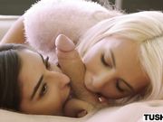 两个大长腿妹子一起搞