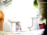 工厂集体宿舍公共卫生间偷拍妹子