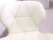 椅子上猛插自慰呻吟大声