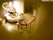 真浪把男友鸡鸡玩硬后求操