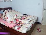 中年夫妻大白天在家过性生活