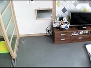 偸拍裸男醒了就去扒掉老婆裤衩