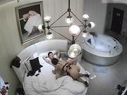 时尚性感的白领美女下班酒店私会情人