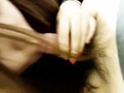 朋友的大胸漂亮女友勾搭了一个多月终于在朋友出差时操了她