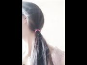 爱笑小伊在外婆家偷偷自慰随时有家人进出真紧张真刺激