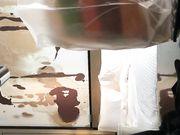 趁老婆周日加班和她的闺蜜酒店开房偷情