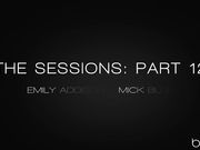 在办公室与女病人探索性爱的男治疗师