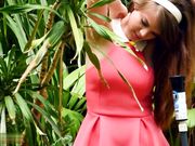 另类作品直击各种类型极品妹子花样小解洋妞的私处是真的嫩