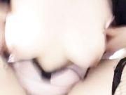 身材丰满妹子床上自摸逼逼振动棒抽插肛塞道具双洞齐插