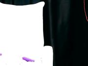 很是风骚的女主播自慰工具一大堆随便换着用自慰插穴