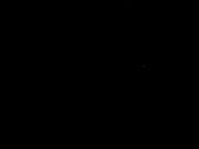 偷窥合租房的两个打工妹洗澡不小心被发现妹子蹲着狼狈的撤离