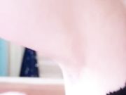 全程露脸奶子上还有纹身逼肥水多道具抽插浪叫几把进去能淹死