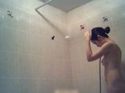 摄像头偷拍老婆的表妹洗澡身材还不错逼毛很性感值得撸一发 720P高清