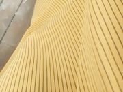 漂亮气质美女主播约粉丝到景区凉亭野战听着女主播的呻吟忍不住不小心内射了