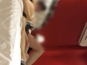 大庆哥和朋友的骚媳妇酒店情趣装从沙发干到床上还抱起深入