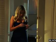 美女奶子浑圆肉肉身材极品插入抽插停不了啊