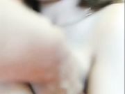 美乳少婦穿著爆乳色誘房東抵租金