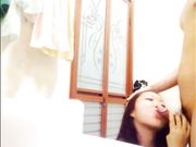 漂亮女神老师洗手间偷偷和第一次来家的男友肏逼自拍,强忍着兴奋不敢大叫!