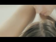 品尝两个大长腿高跟女郎风情很骚挡不住鸡动想插入啪啪