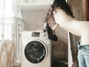 色弟弟午休工作间勾引强操极品S级身材骚姐姐 扒下牛仔