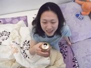 喝点啤酒发情的温柔小浪女主动脱掉男友裤衩舔遍下身