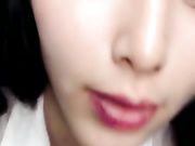 骚气大奶妹子双人啪啪 换上情趣肚兜按摩器震动逼逼69姿势舔弄抽插